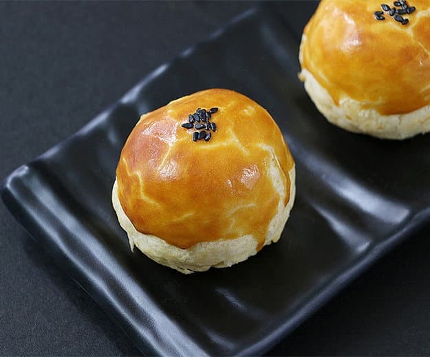 蛋黄酥、每日坚果